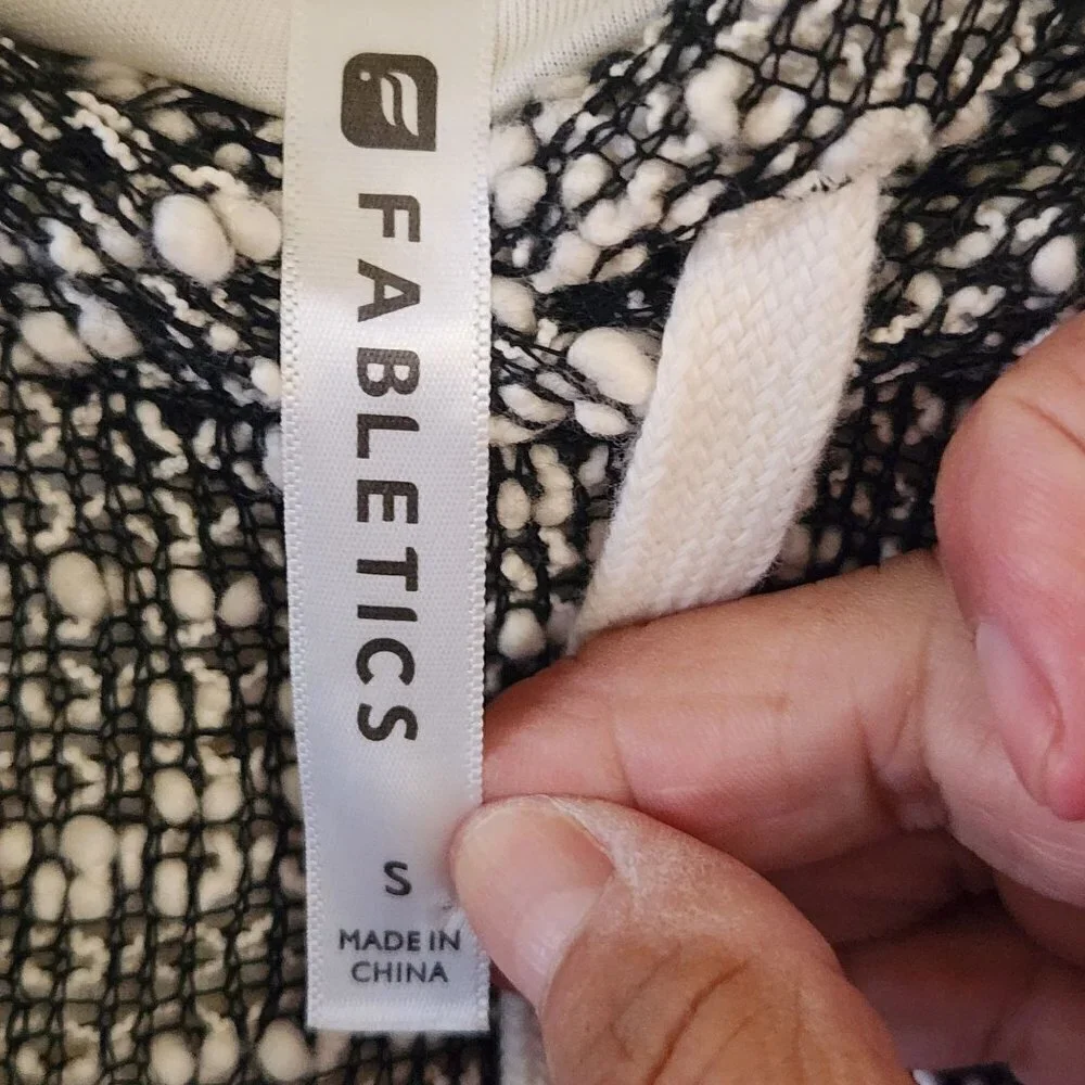 Fabletics yukon hooded